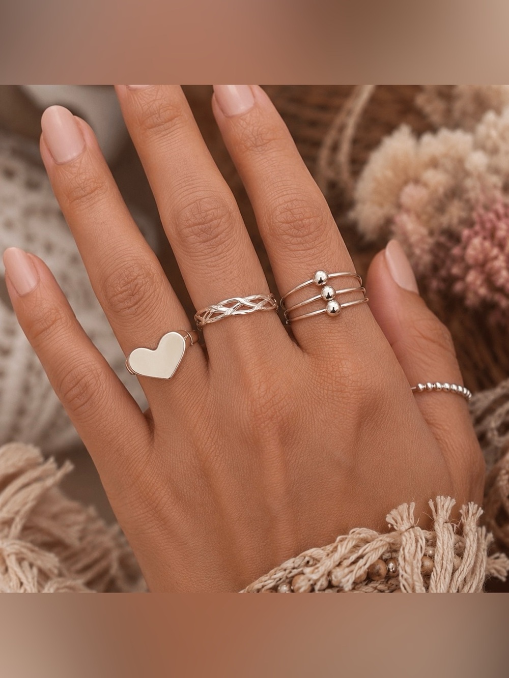 Sterling silver heart ring size 6-9 - Picture 3 of 13